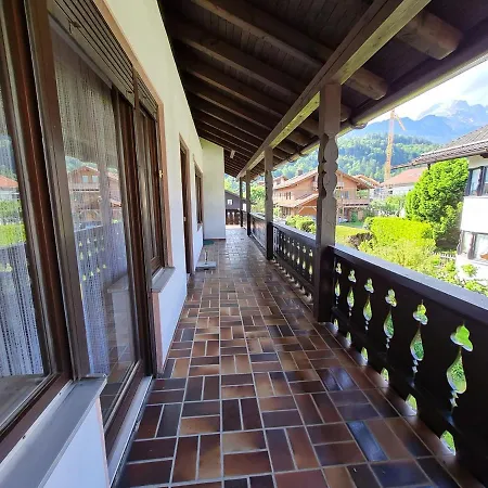 Alpeneck Apartman